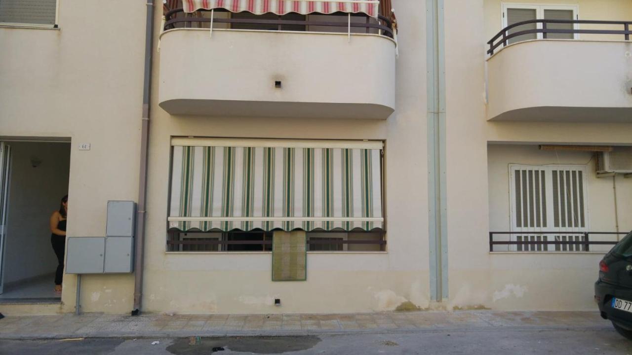 マルツァメミ Casa Viale Lidoヴィラ エクステリア 写真