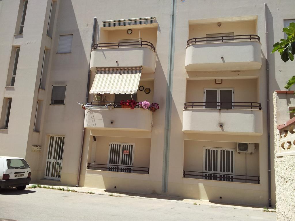 マルツァメミ Casa Viale Lidoヴィラ エクステリア 写真